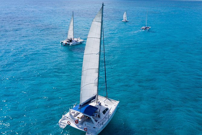 Isla Mujeres All Inclusive Sailboat Experience - Sailing to Isla Mujeres with a party on board