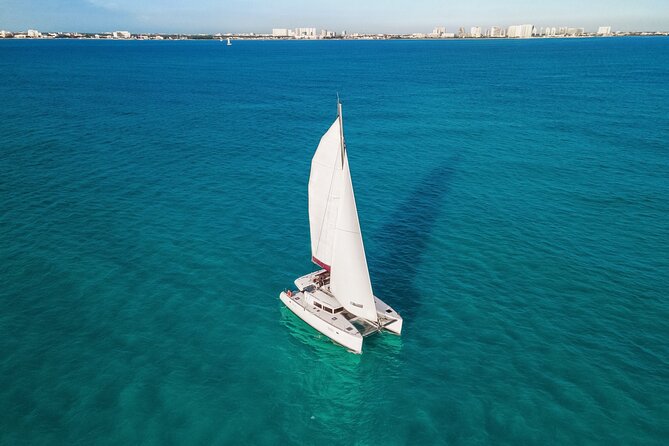 Isla Mujeres All Inclusive Sailboat Experience - Standard all-inclusive boat or premium catamaran?