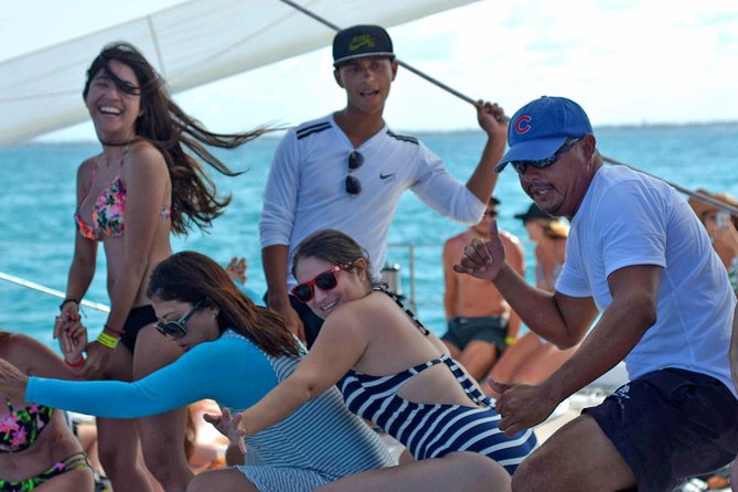 Isla Mujeres All Inclusive Sailboat Experience - Who will enjoy this day most?