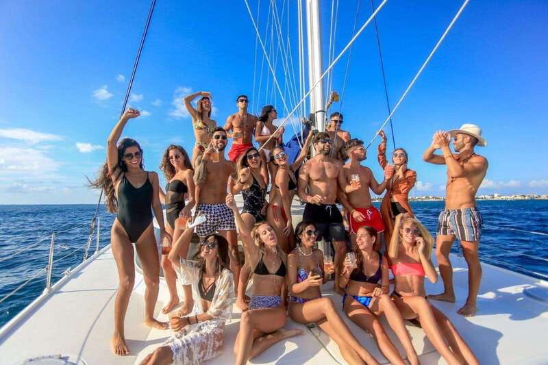 Isla Mujeres Plus Experience Catamaran Tour + Snorkel+Lunch - Hotel Pickup and the Morning Meeting Point
