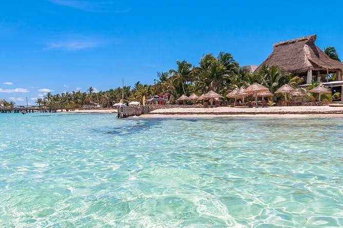 Isla Mujeres Sailing tour from Riviera Maya - Why group size changes the whole experience