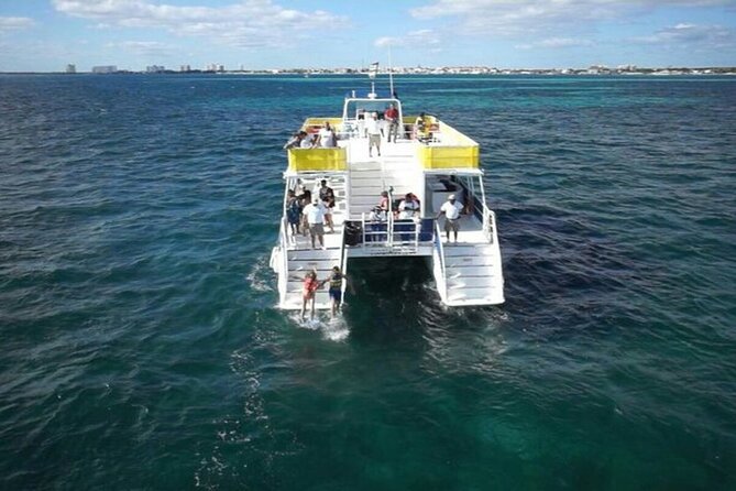 Isla Mujeres Unlimited Catamaran! Drinks, Fun & Party From Playa Del Carmen - A short stop at El Meco Reef