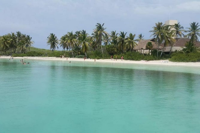 Isla Mujeres Unlimited! Fun & Party with transportation - What your $102 day actually includes