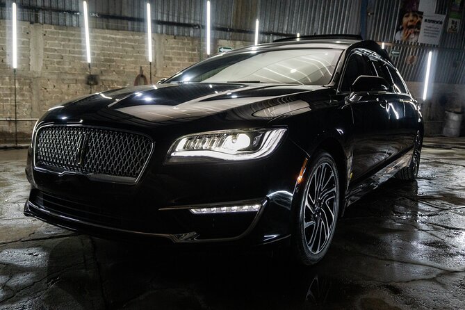 Lincoln Stretch Limo from Akumal to Cancun Airport - Leaving Akumal in a private Lincoln