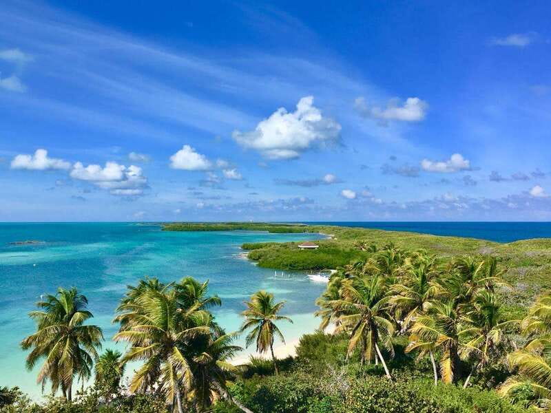 PARADISE ISLAND- ISLA CONTOY AND ISLA MUJERES - From the hotel lobby to Flamingos pier