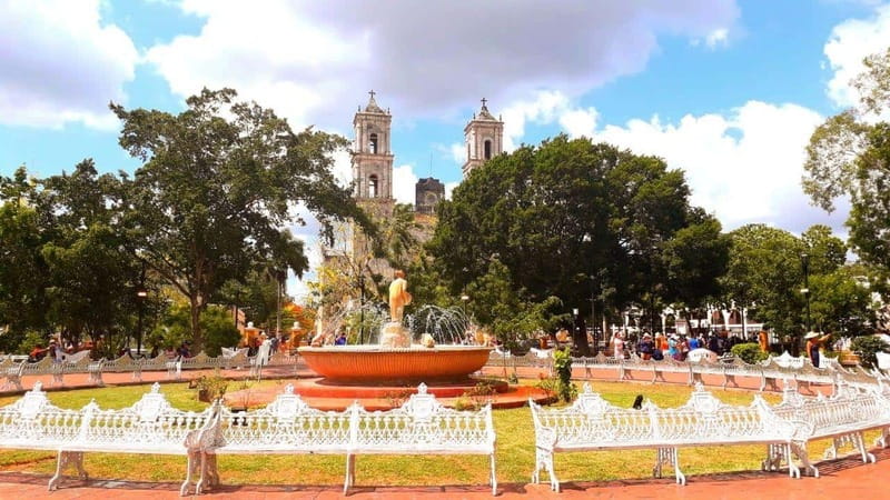 Playa del Carmen: Chichen Itza, Valladolid, Cenote & Buffet - Starting early from Playa del Carmen