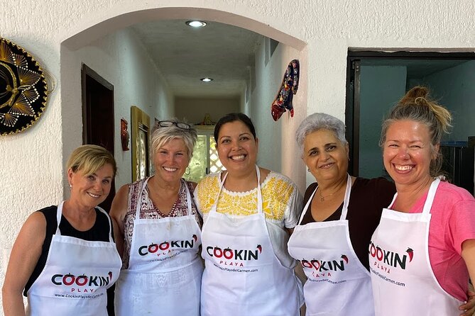 Playa del Carmen: Mexican Cooking Class - Sitting down to eat what you prepared