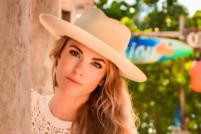 Playa del Carmen Private Photoset Session - Outfit changes and preparation tips