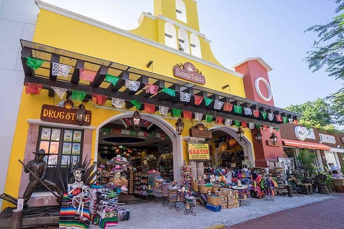 Playa del Carmen Shopping Tour Fifth Avenue and Mamitas Beach Club - Air-conditioned transport from Cancun and the Riviera Maya