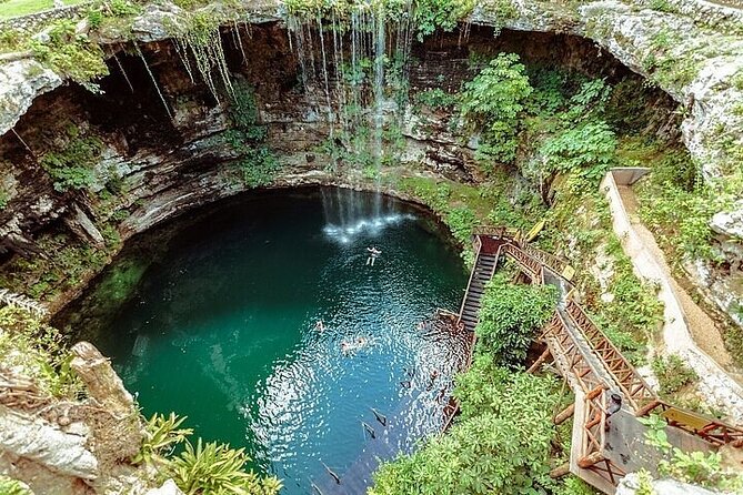 Playa del Carmen to Chichen-Itza up to 13 pax - Private Transfer - Cenotes on the return route