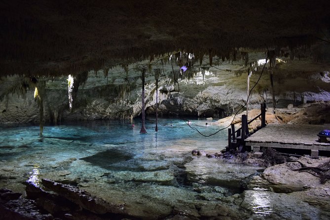 Private Cenote & Snorkeling Tour with Turtles in Akumal - Guides, drivers, and the private format