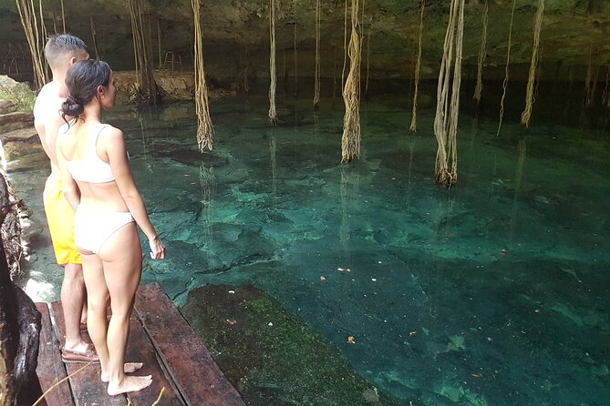 Private experience 5 cenotes at Riviera Maya - Roy’s guiding style and the private format