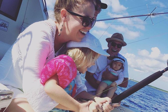 Private Fishing Tour in Yacht Playa del Carmen - What is included, and what you still pay for