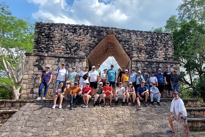 Private guide service in the archaeological zone of Ek Balam - Why a private guide works well at Ek Balam