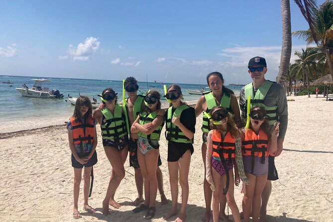 Private Responsible Experience with Turtles (groups of 3 plus) - Starting in Akumal with a turtle lesson