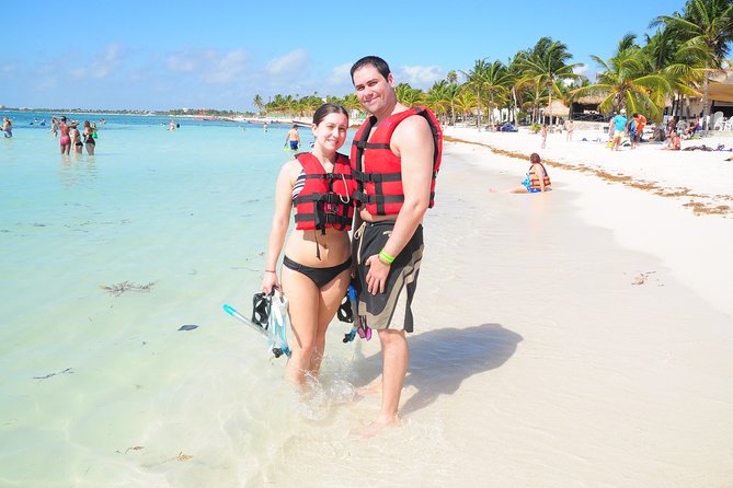 Private swiming with Turtles in Akumal - About an hour swimming with turtles