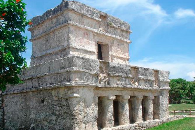 Private Tour: 2 Mayan cities in one day, Tulum and Coba - The guide is the heart of the day