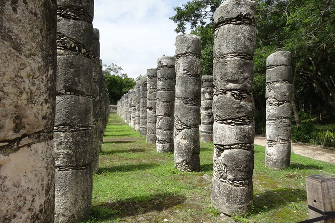 Private Tour Chichén Itzá from Playa del Carmen - One hour at Cenote Xkeken