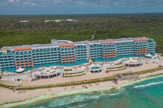 Private Transfer Cancun Airport to Nickelodeon Riviera. - Punctuality, safety, and comfort