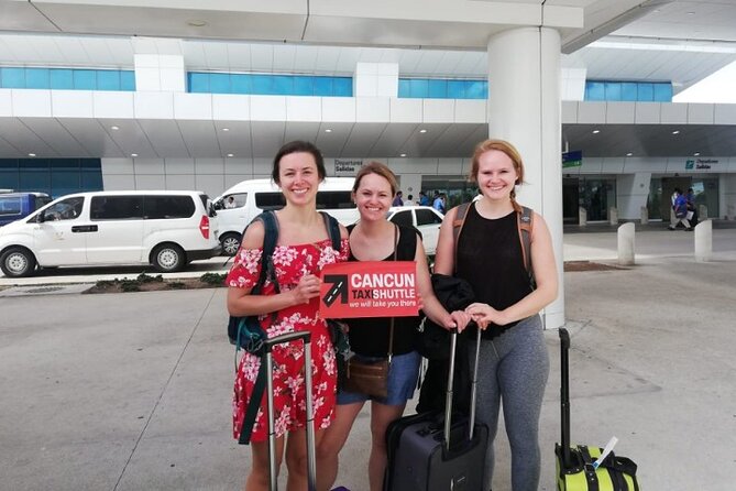 Private Transfer from Playa del Carmen to Cancun Airport - Inside the air-conditioned vehicle