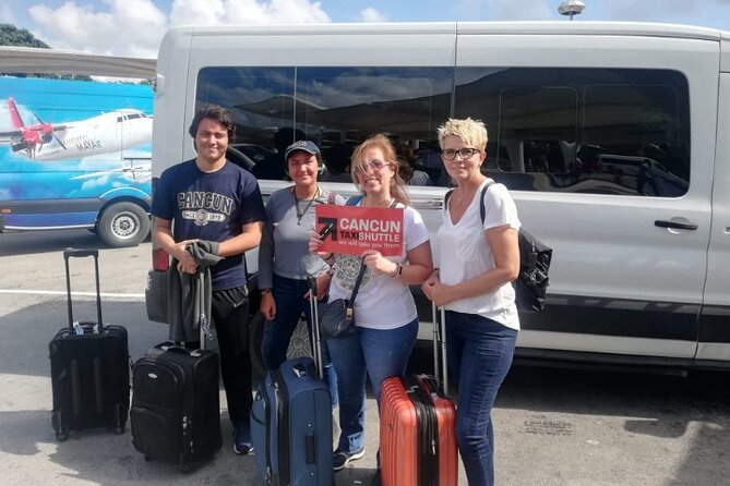 Private Transfer from Playa del Carmen to Cancun Airport - The one-hour journey to Cancun International Airport