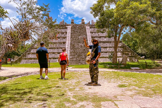Private World Wonder Discovery Tour in Chichen Itza, Cenote and Valladolid - Chichen Itza with time to ask questions