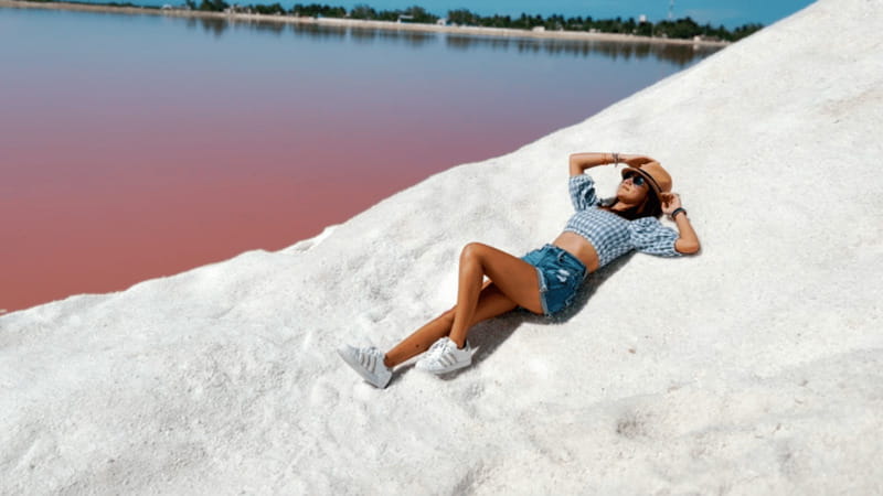 Riviera Maya: Rio Lagartos & Las Coloradas Day Trip w/Lunch - A fish lunch in Rio Lagartos