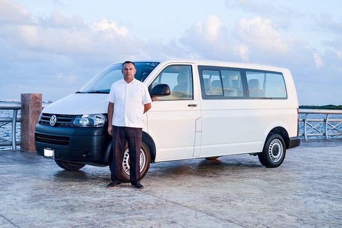 ROUNDTRIP Private Transfer Cancun -Tulum/Akumal /Hilton 1-8 pax - Finding Your Driver at Cancun International Airport