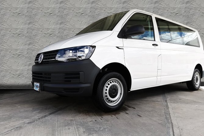 Safe Trip: One Way Cancun / Riviera Maya Shuttle Hotel / Airport / Hotel - The vehicle, driver, and onboard comfort