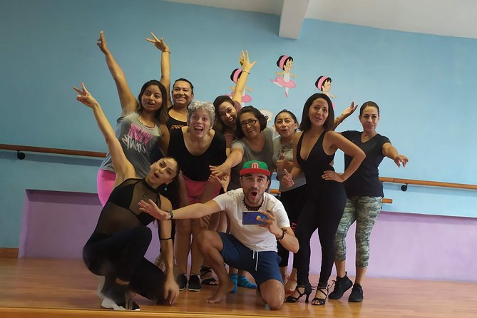 Salsa Classes Tulum and Bachata - A Short Latin Dance Lesson With Room to Choose