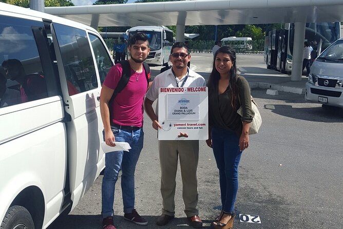 Shared Transportation from Cancun Airport to Tulum - What the shared shuttle really means