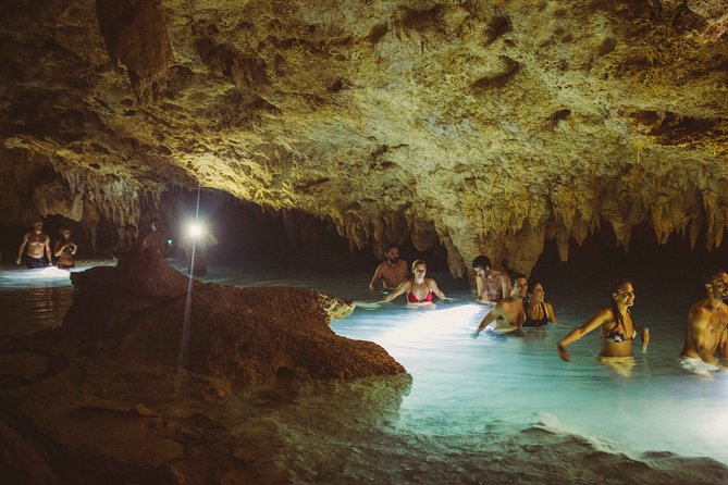 Silent Meditation in the Heart of the Cenote - Private groups - Meditation where the cave goes quiet