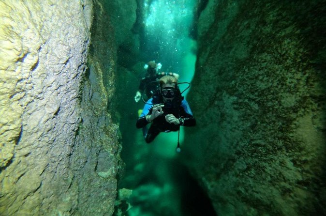 Try dive in beautiful Casa cenote for 2 people - Why the private format matters