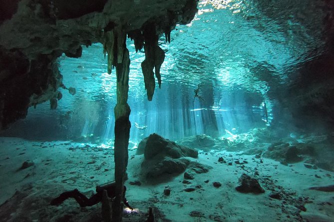 Tulum cenote diving. The ultimate experience in scuba - Entering the Mayan underworld at Dos Ojos