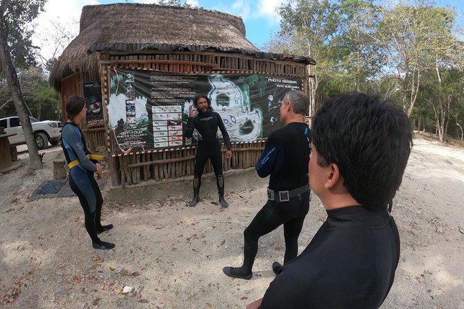 Tulum cenote diving. The ultimate experience in scuba - What the guides add to the day