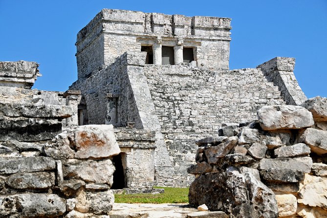 Tulum Legends: A Self-Guided Audio Tour of the Ancient Mayan City - Casa del Cenote and the first pause