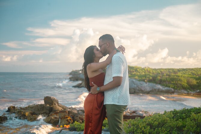 Tulum photo tour experience - Santiago’s role during the shoot