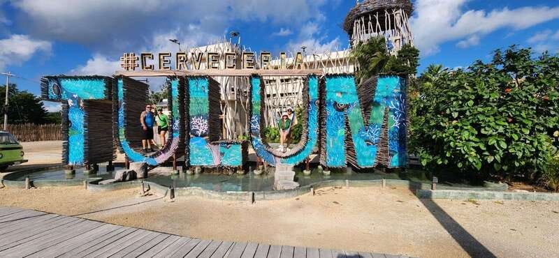 Tulum Plus tour de un dia con visita a cenote y Ahau - Guides, group size, and organization