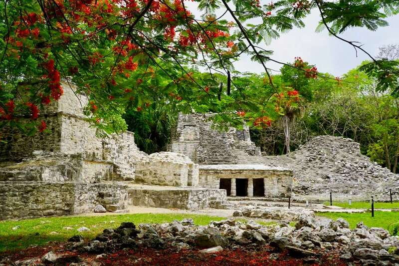 Tulum: Sian Ka'an Lagoons and Cenote Escondido Tour - What the $233 price really covers