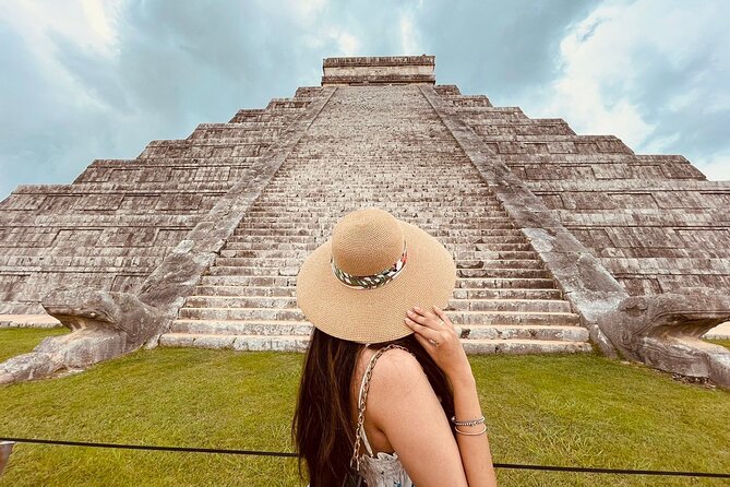 VIP Chichen Itza Private Tour - Luxury Car - The private car makes a long day easier
