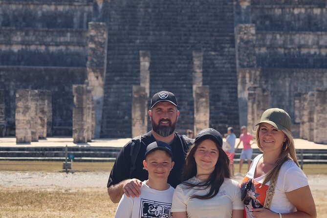 Visit to ChichEN itza in private without queues at the best price - Guides who shape the experience
