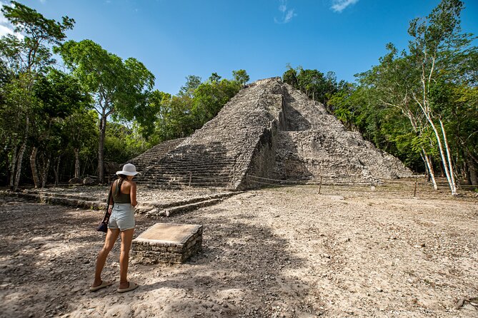Visit to Tulúm, COBA and a Cenote, with lunch included. - Lunch beside the cenote